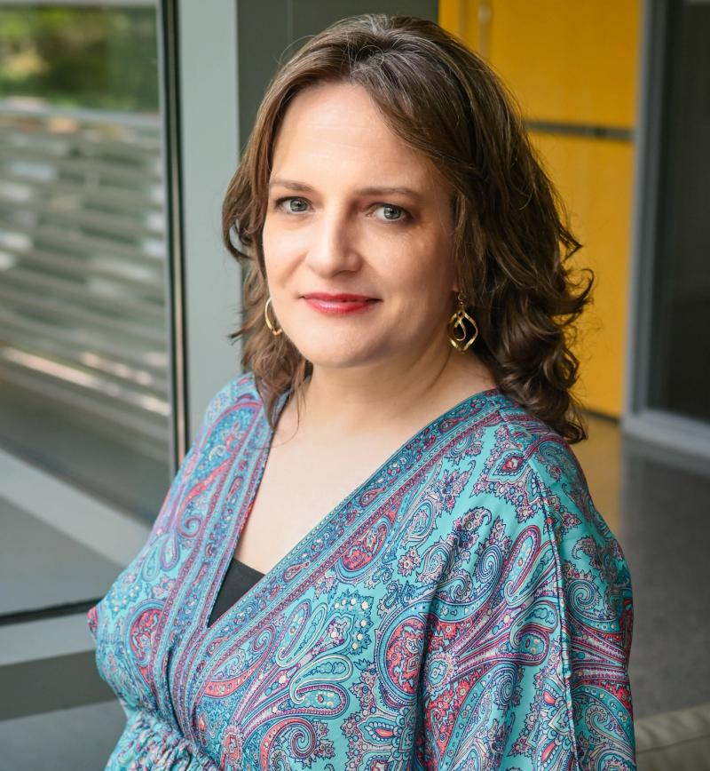 Head Shot Dr. Susanne Hackett